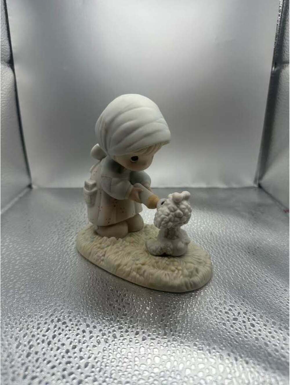Precious Moments Feed My Sheep Figurine PM-871